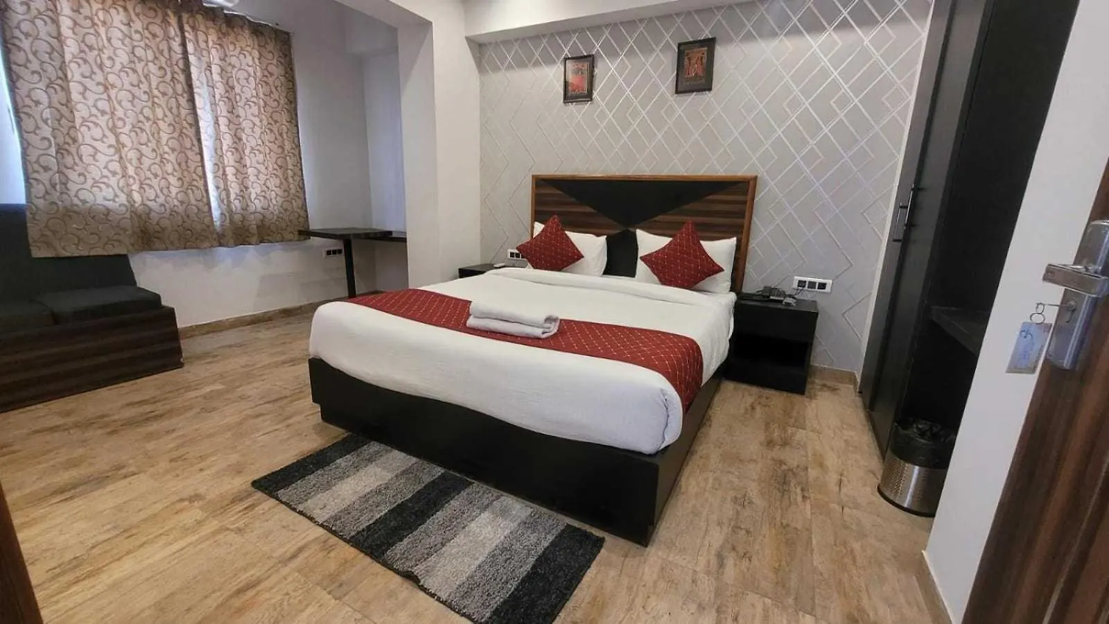 ניו דלהי Hotel O Airport Hotel Gross Stay הודו