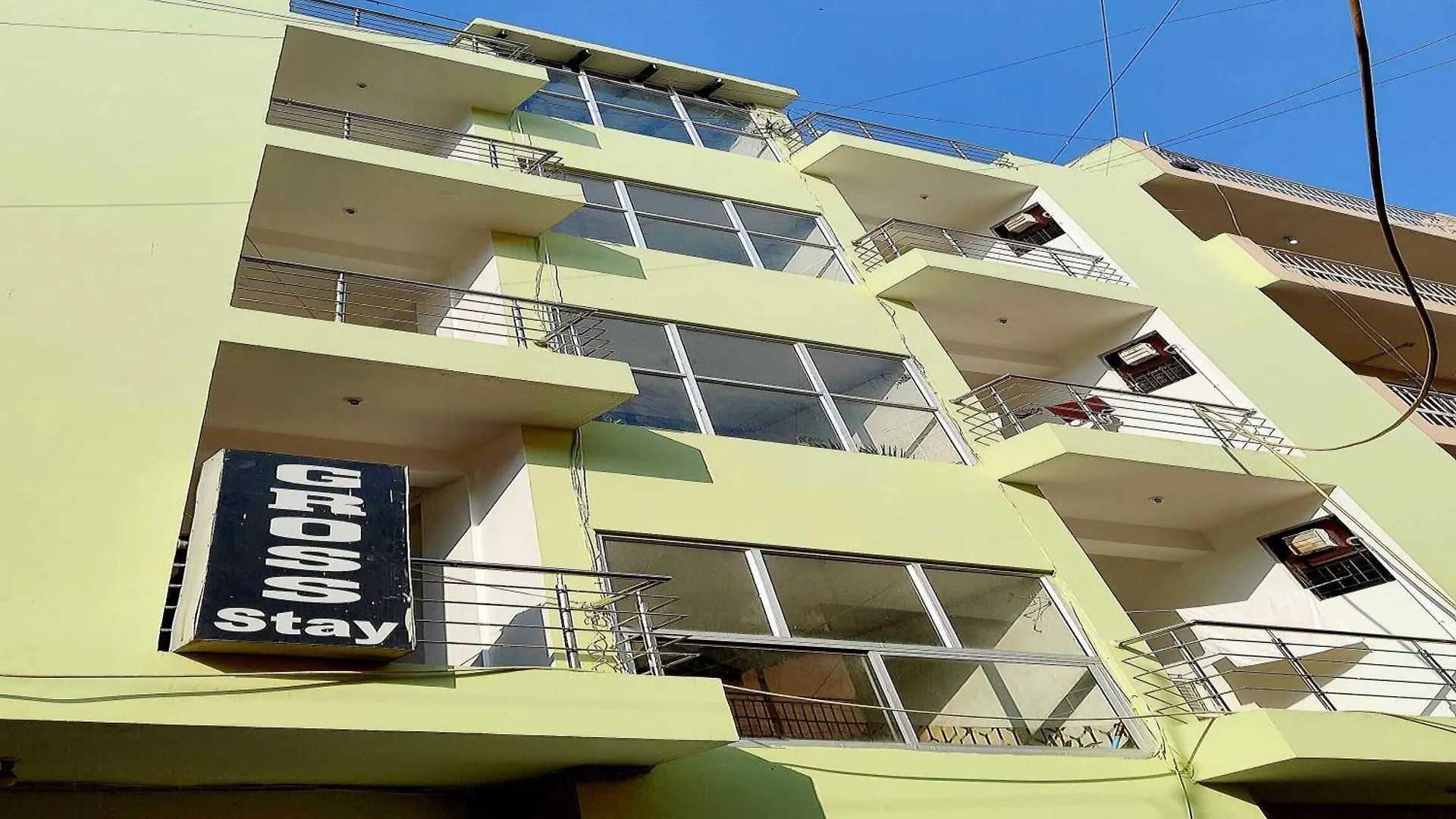 Hotel O Airport Hotel Gross Stay New Delhi